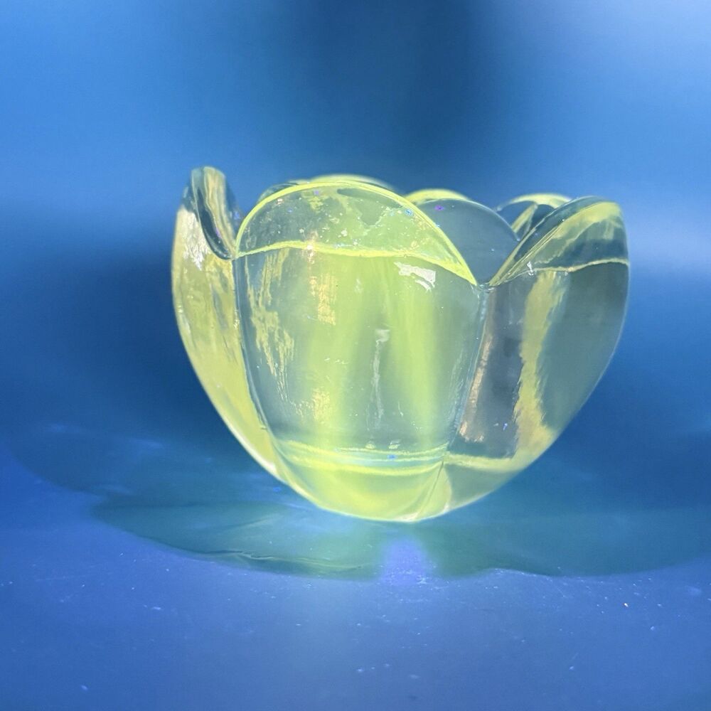 Vintage Clear Glass Flower Votive Candle Holder UV Reactive Green Glow 3.5”